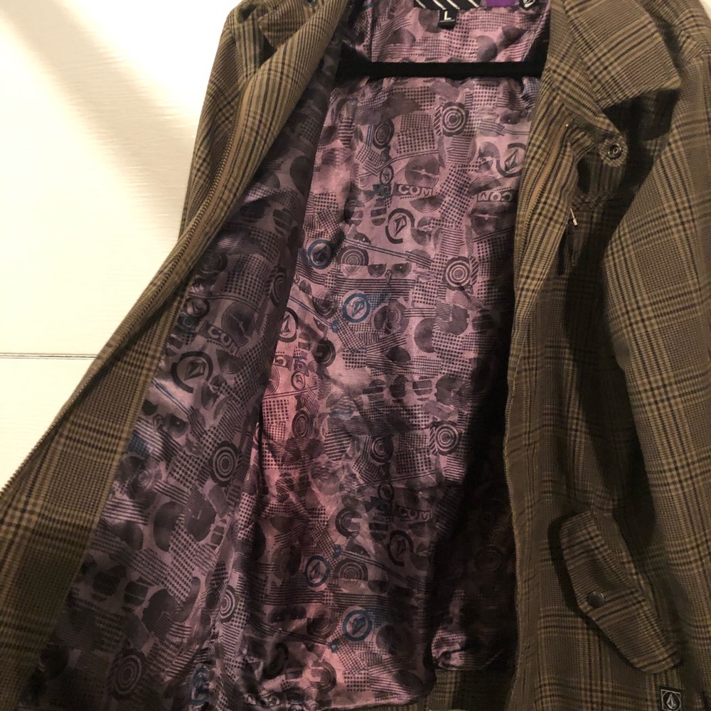 Volcom Jacket - image 3